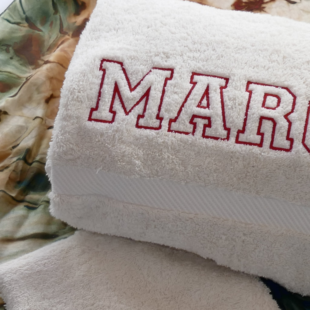 ....Personalised Organic Terry Cotton Hand Towel..Serviette de toilette éponge personnalisés....