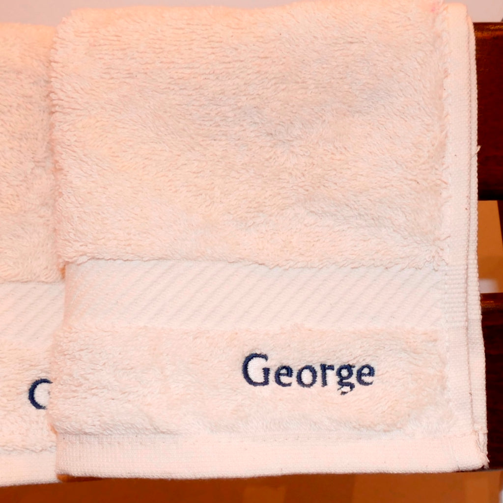 ....Personalised Organic Terry Cotton Shower Towel & Face Cloth Set..Serviette de douche et lavette en coton bio personnalisé....