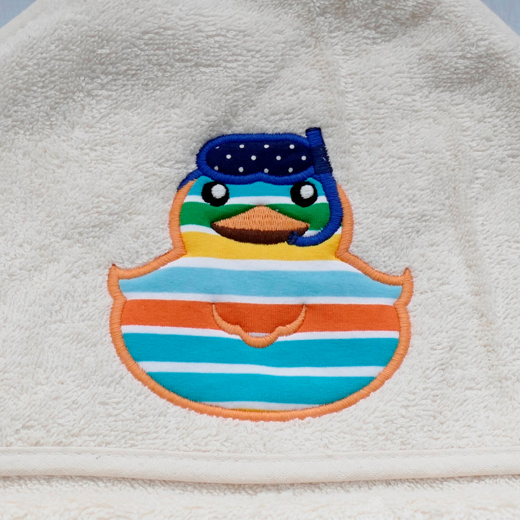 ....Duck & Snorkel Bath Set Hooded Baby Towel and Face Cloth..Set de bain - cape de bain et serviette débarbouillette personnalisable....