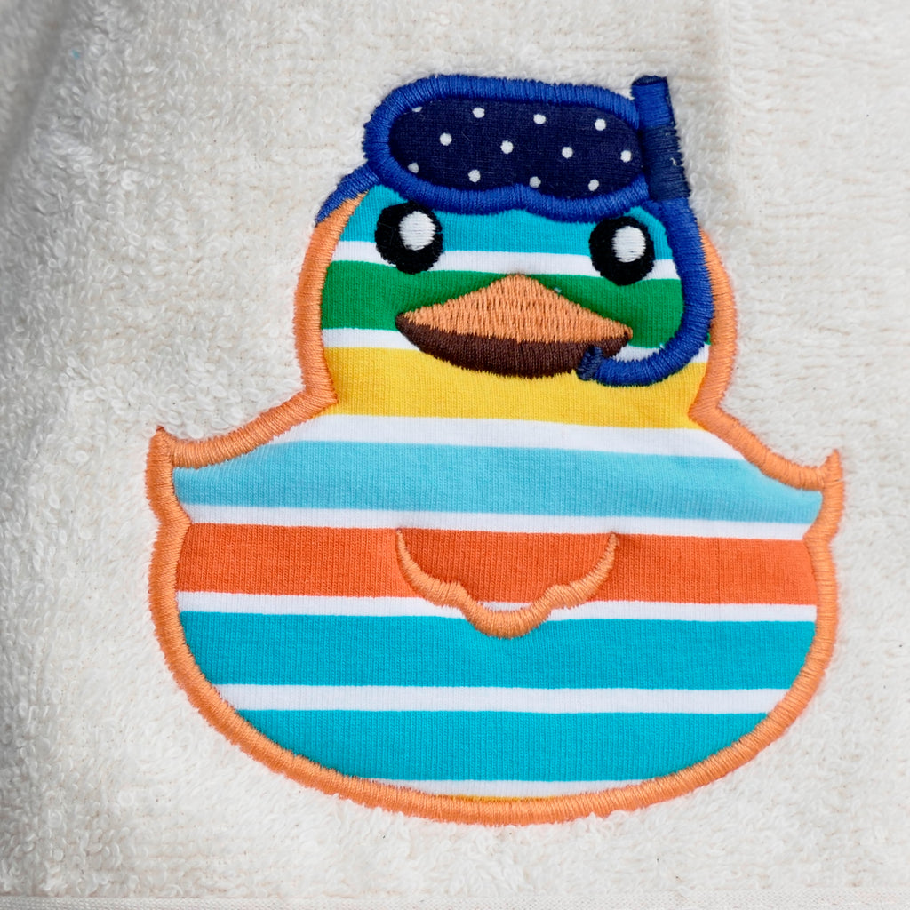 ....Duck & Snorkel Bath Set Hooded Baby Towel and Face Cloth..Set de bain - cape de bain et serviette débarbouillette personnalisable....